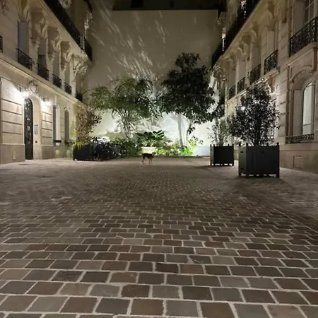 Appartement, Montmartre Апартаменты Париж